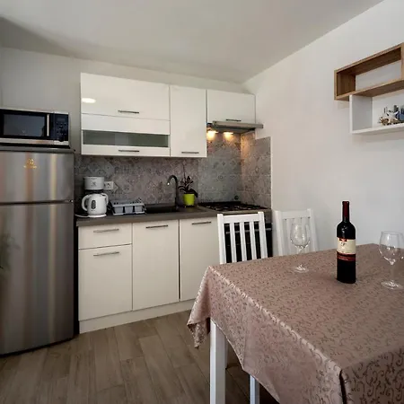Apartments Rafael Porec Esterno foto
