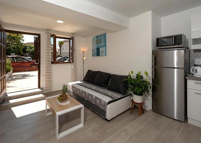 Apartments Rafael